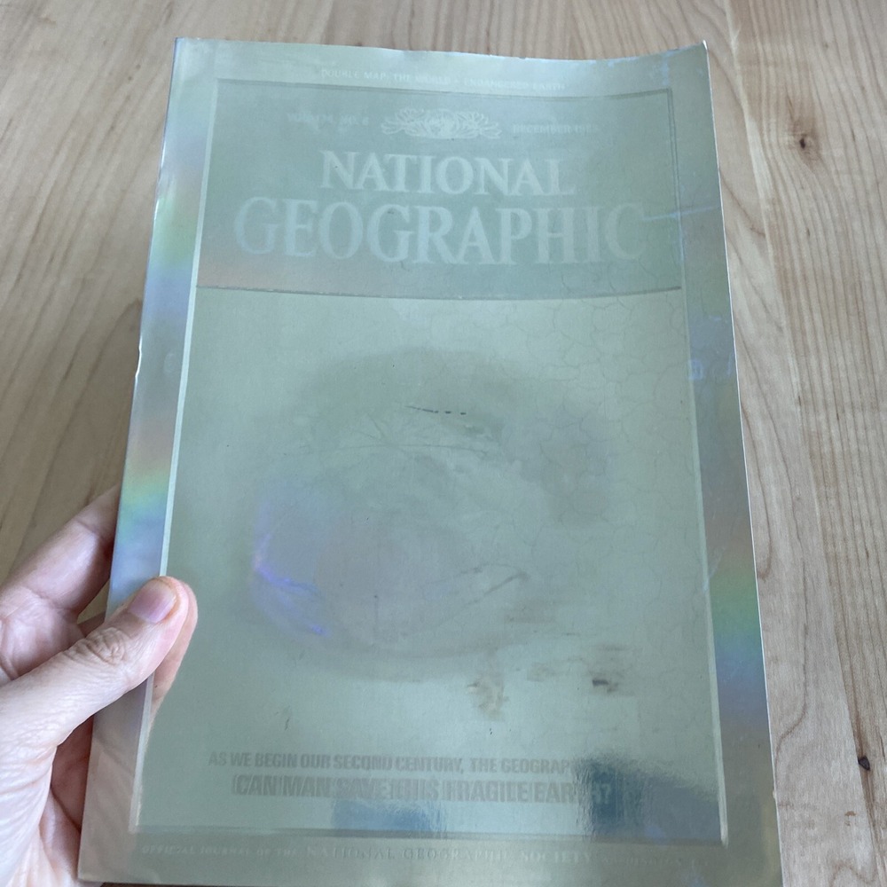 National Geographic Magazine December 1988 Holographic Cover Vol 174 No 6